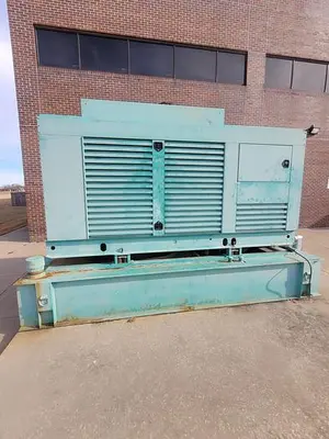 USED 1997 CUMMINS 350KW