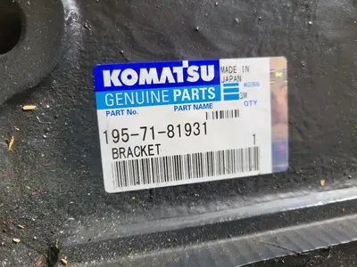 NEW KOMATSU 195-71-81931