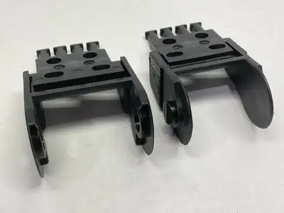 2035-34PZB | Igus  Pivoting Mounting Bracket For E-Chain Cable Carrier LOT OF 2 - New Other