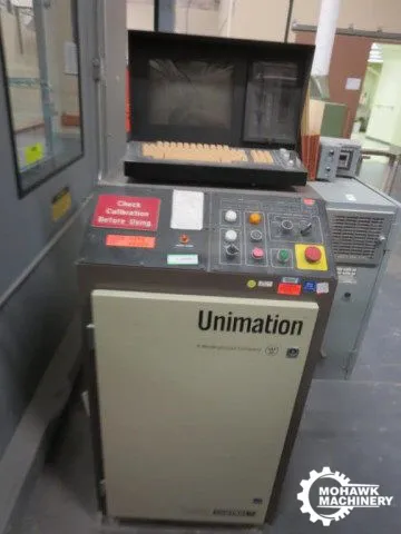44 LB (20 KG) UNIMATE "PUMA 762" 6-AXIS WELDING ARM-TYPE ROBOT w/TEACH PENDANT