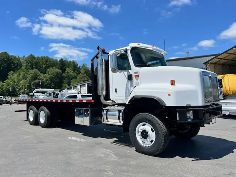 Used 2007 INTERNATIONAL 5600 Flatbed Trucks Washington US | Puget Sound Truck Sales #1546522
