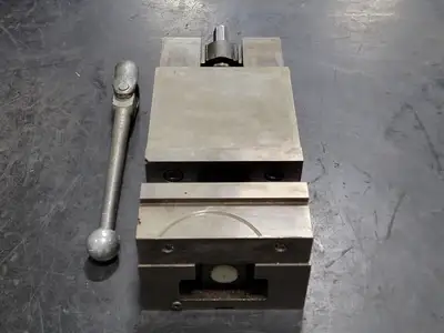 Precision Machine Vise w/ Jaws and Handle