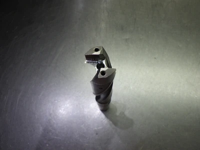 Kennametal 1" Coolant Thru Indexable Drill 1" Shank KSEM1000R5SS100 (LOC686)