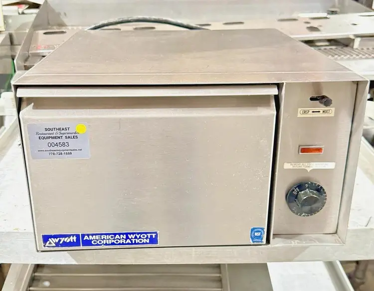 Used APW WYOTT BW-20 Countertop Display Warmers Georgia US | Southeast Equipment Sales #1337473