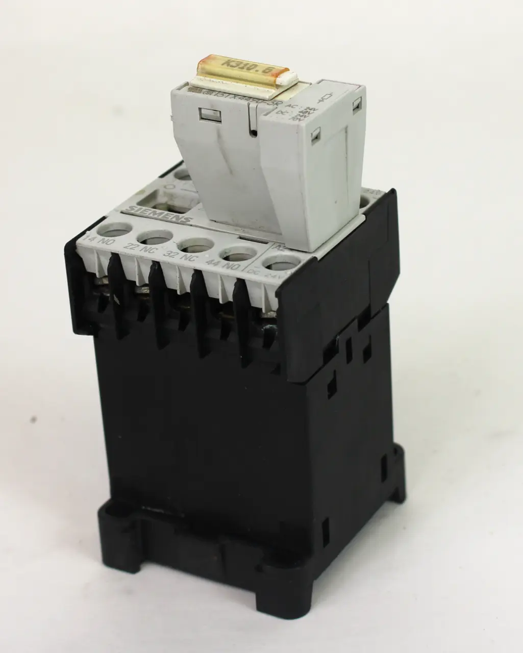 USED SIEMENS 3TX4490-3R