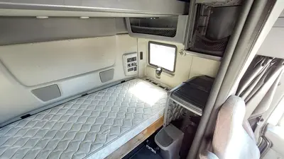 2019 INTERNATIONAL LT625 Sleeper Truck Tractor | Platinum Group (30)