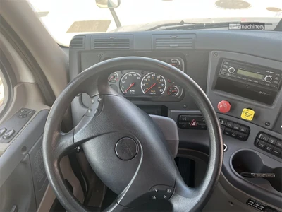 Used 2016 FREIGHTLINER CASCADIA 125 Conventional trucks California US | Lillo Machinery #1403822