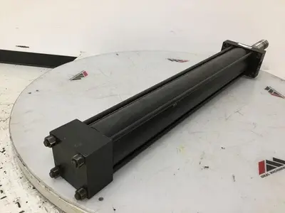 USED CINCINNATI MILACRON VT440-68 / CC