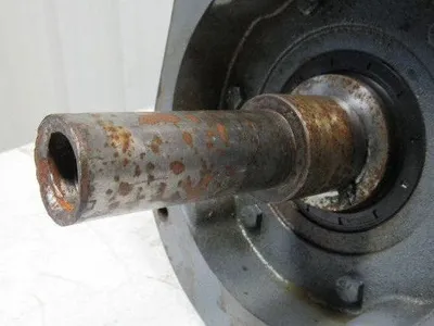 Boston Gear SRF726W15NB5G 15:1 Ratio 117RPM Thru Shaft Output 2.95Hp Gear Box