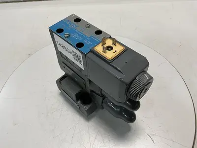 USED VICKERS DG4V-3-2AL-M-U-HL7-60