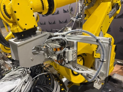 USED 2019 FANUC R-2000iC/165F + R-30iB PLUS