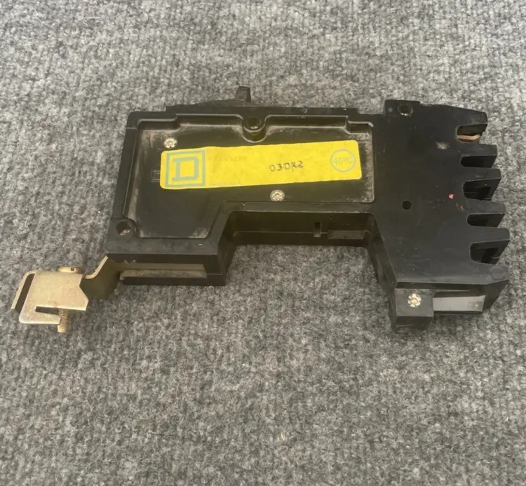 Used Square D FY-14020-A Circuit Breakers California US | Davliegogo LLC #1705645