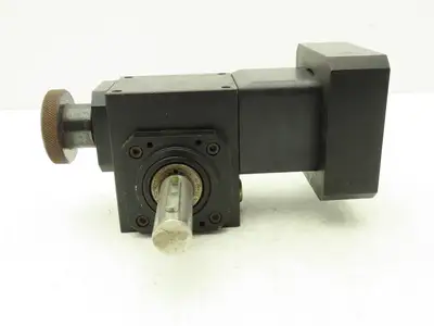 Textron W0380020SKHSO6DJMDGZ AccuDrive Gearbox 20:1 Ratio 87.5rpm RH Output