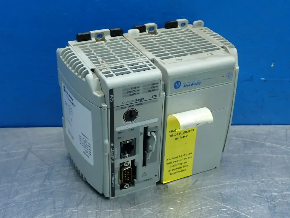 USED ALLEN BRADLEY 1769L32E & 1769PA2