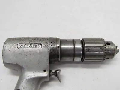 Stanley Model D40P-5 500 rpm Air Pneumatic Drill Nutrunner Jacobs Chuck 1/2"