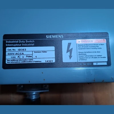 Siemens 100 Amp Fusible Disconnect