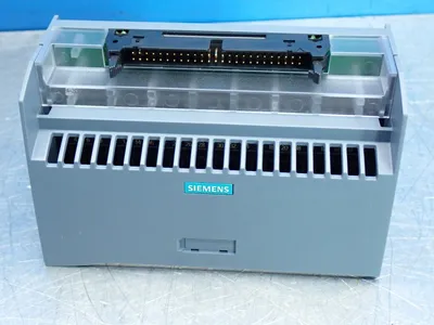 NEW SIEMENS 6ES79242CC200AA0