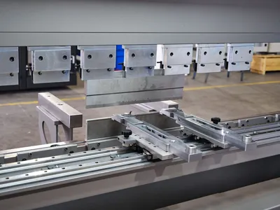 PIONEER Forge 15010 Press Brakes | Pioneer Machine Sales Inc. (15)