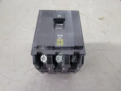USED SQUARE D QOB325
