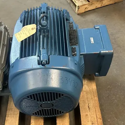 Used WEG 04009XP3E365T Industrial Controls | Surplus Asset Holdings #1221211