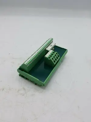 Used POENIX CONTACT 2302382 Terminal Blocks Michigan US | ND Industrial Surplus #1208539