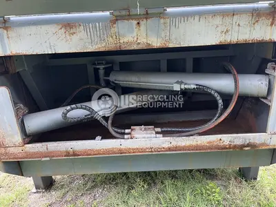 USED WASTEQUIP WQ-40 2 YARD STATIONARY
