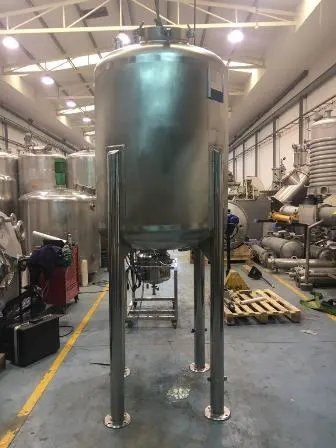 Used _UNKNOWN_ 1,100 LITRE Stainless Steel Tanks ES | Perry Equipment #120895