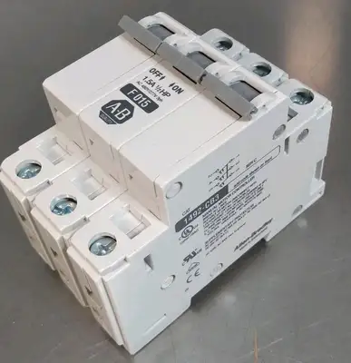 Allen-Bradley 1492-CB3F015 Circuit Breaker Loc4E30