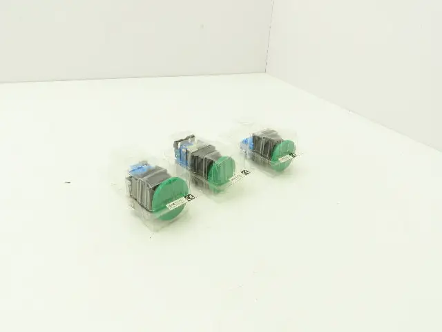 Fuji Electric Pushbutton Switch Mushroom Green 30mm 250V 6A Lot of 3