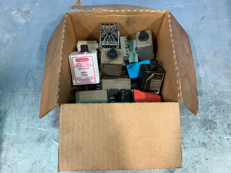 Used _UNKNOWN_ _UNKNOWN_ Relays & Switches Ohio US | HGR 24 #1415134