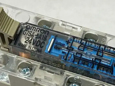 USED OMRON 24VDC SAFETY RELAY 5PST-NO SPST-NC W/ P7SA-14F-ND SOCKET/BASE