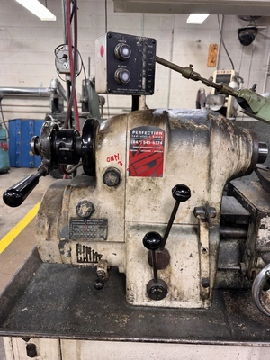 HARDINGE HLV Precision Lathes | Mohawk Machinery (2)