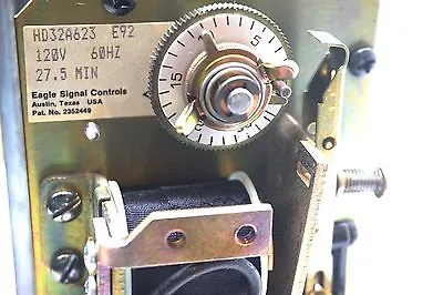 NEW EAGLE SIGNAL HD32A623 ELECTRIC RESET TIMER
