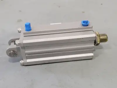 USED SMC CQ2D40-75DM