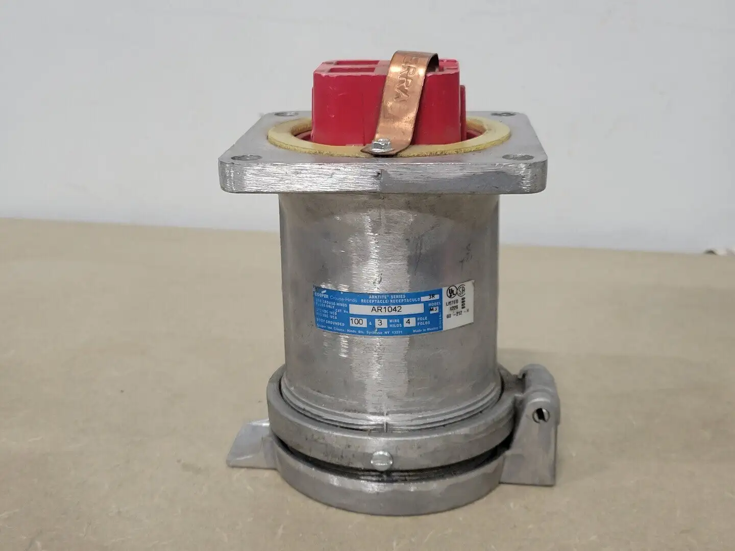 USED COOPER AR1042