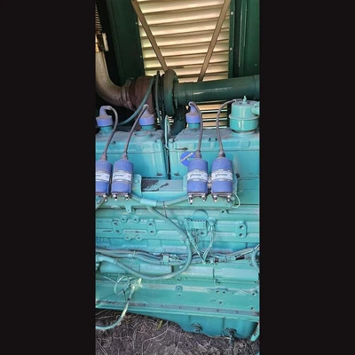 USED 2005 CUMMINS ONAN 250GEBC