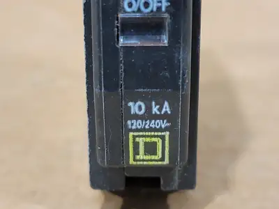 USED SQUARE D QOB115