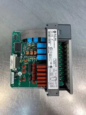 Allen-Bradley 1746-I012 ser.B SLC500 Combination I/O Module (3D-36)