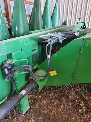 USED 2002 JOHN DEERE 9750 STS
