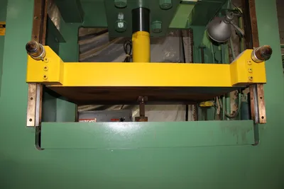 Machine Technologies 100 Ton Hydraulic Down Acting
