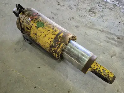 USED KOMATSU EJ8969