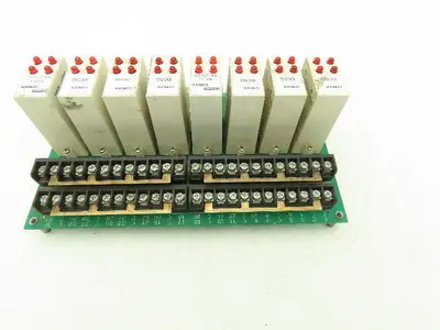 Gordos Arkansas PB-32Q Circuit Board with 8 IDC5Q 4-Channel input Modules