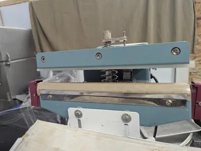 Used ULINE H-87 Sealers British Columbia CA | Steep Hill Equipment Solutions #1335440