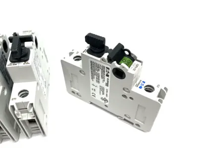 New | in-Stock Eaton Bussmann Fusible Disconnect Switch 1-Pole 374VAC 30A BOX OF 6 Circuit Breakers Michigan US | Maverick Industrial Sales #1389778