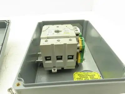 Hubbell IP69k Rotary Disconnect 600V 50Hp 100A Enclosed