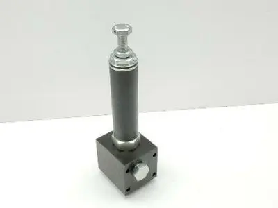 Roemheld D-35321 Hydraulic Swing clamp