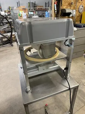 USED 2013 RHEON AUTOMATIC MACHINERY CO. PIZZA SPINNER PM001
