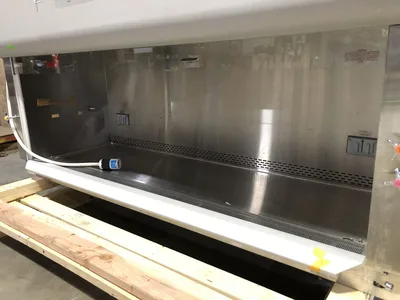 Nuaire NU-S425-600 Fume Hood / Biological Safety Cabinet 115VAC