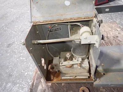 USED LINCOLN ELECTRIC LN7