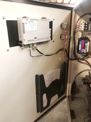 NOVATEC CDM-750 Extrudeuse, accessoires, sécheur | Perry Equipment (4)